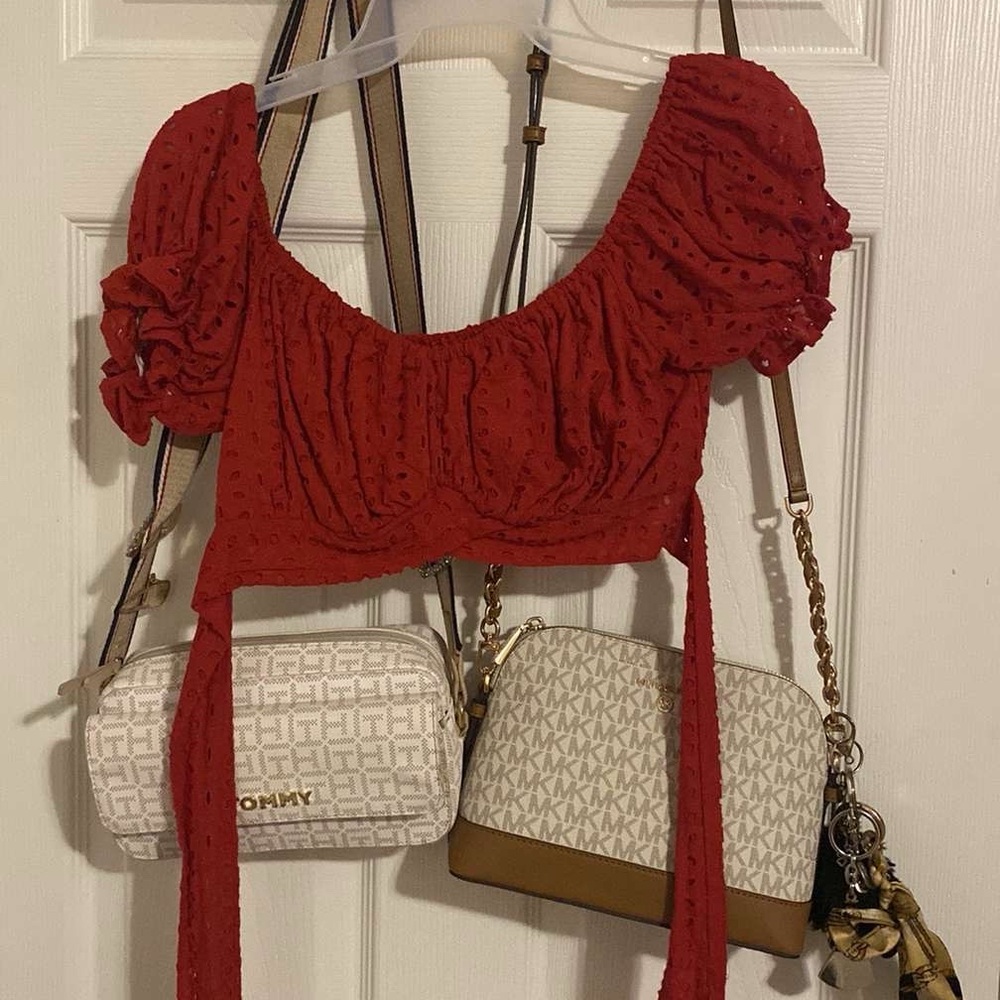 Vibrant Red Ruched Crop Blouse with Cap Sleeves